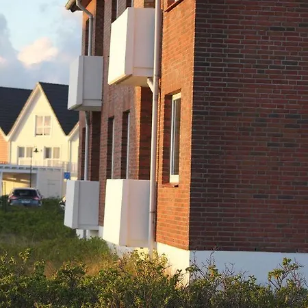 Strandeule Apartment *